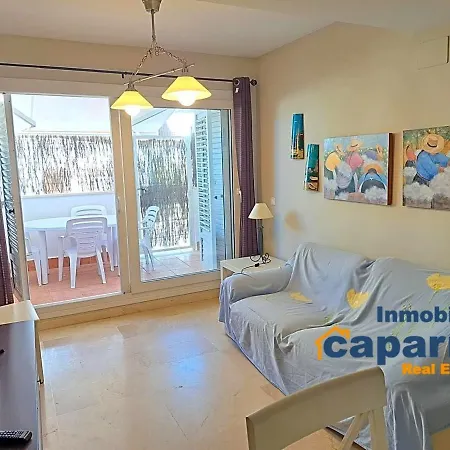 Hébergement de vacances Marina Del Faro Duplex En Urbanizacion Con Piscina
