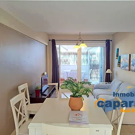 Hébergement de vacances Marina Del Faro Duplex En Urbanizacion Con Piscina *